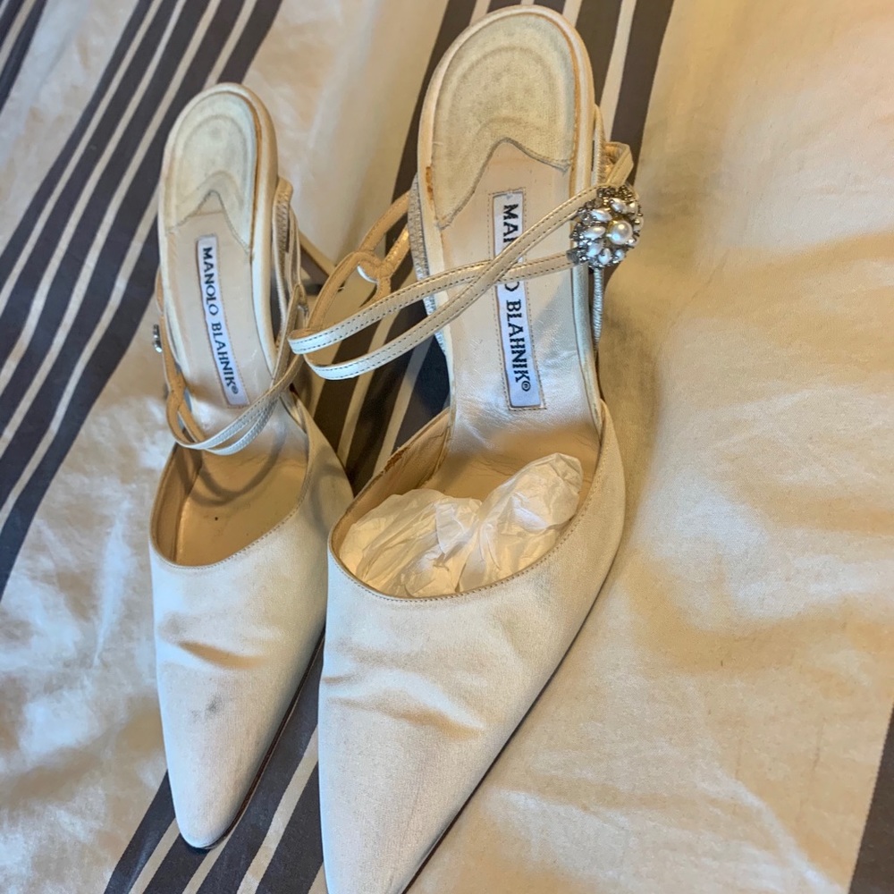Manolo Blahnik satin heels